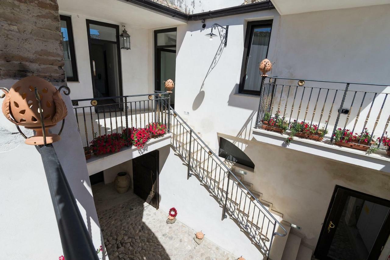 Residenza La Nivera Miglionico Exterior photo