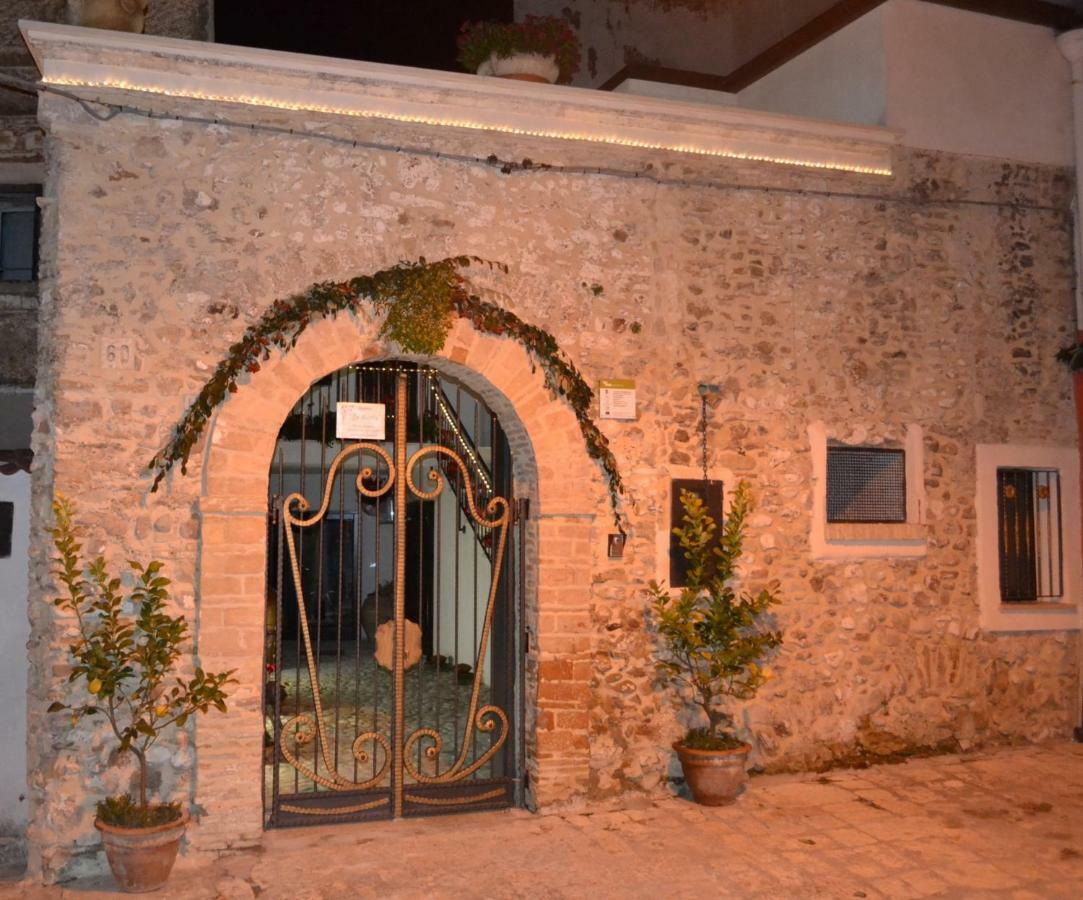 Residenza La Nivera Miglionico Exterior photo